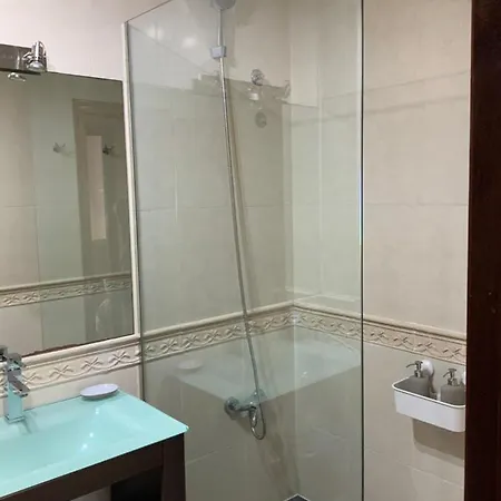 Finis Viae Apartment *